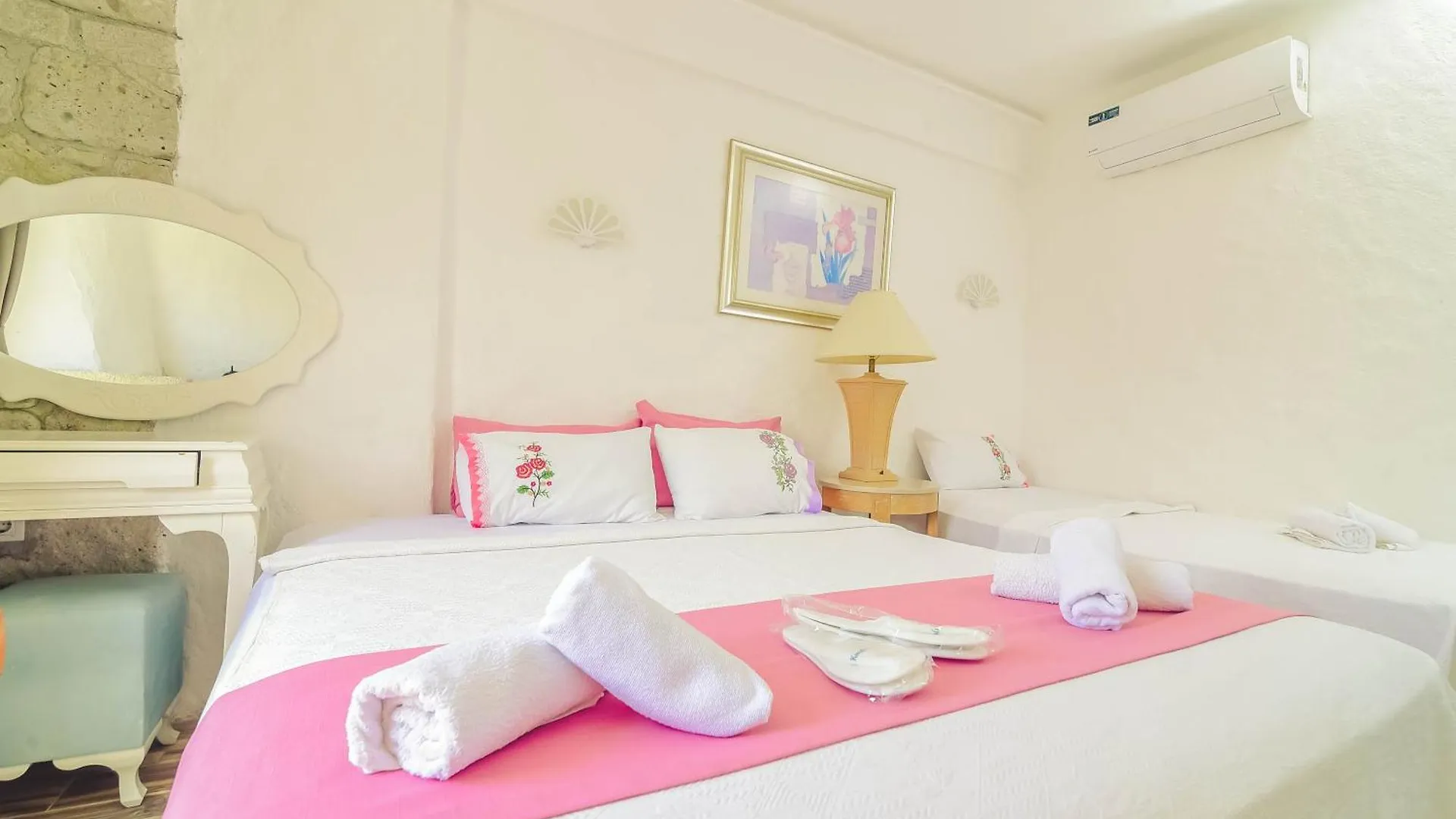 Alacati Asmali Konak Hotel 2*,  Turcia