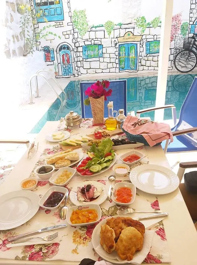 Alacati Asmali Konak Hotel